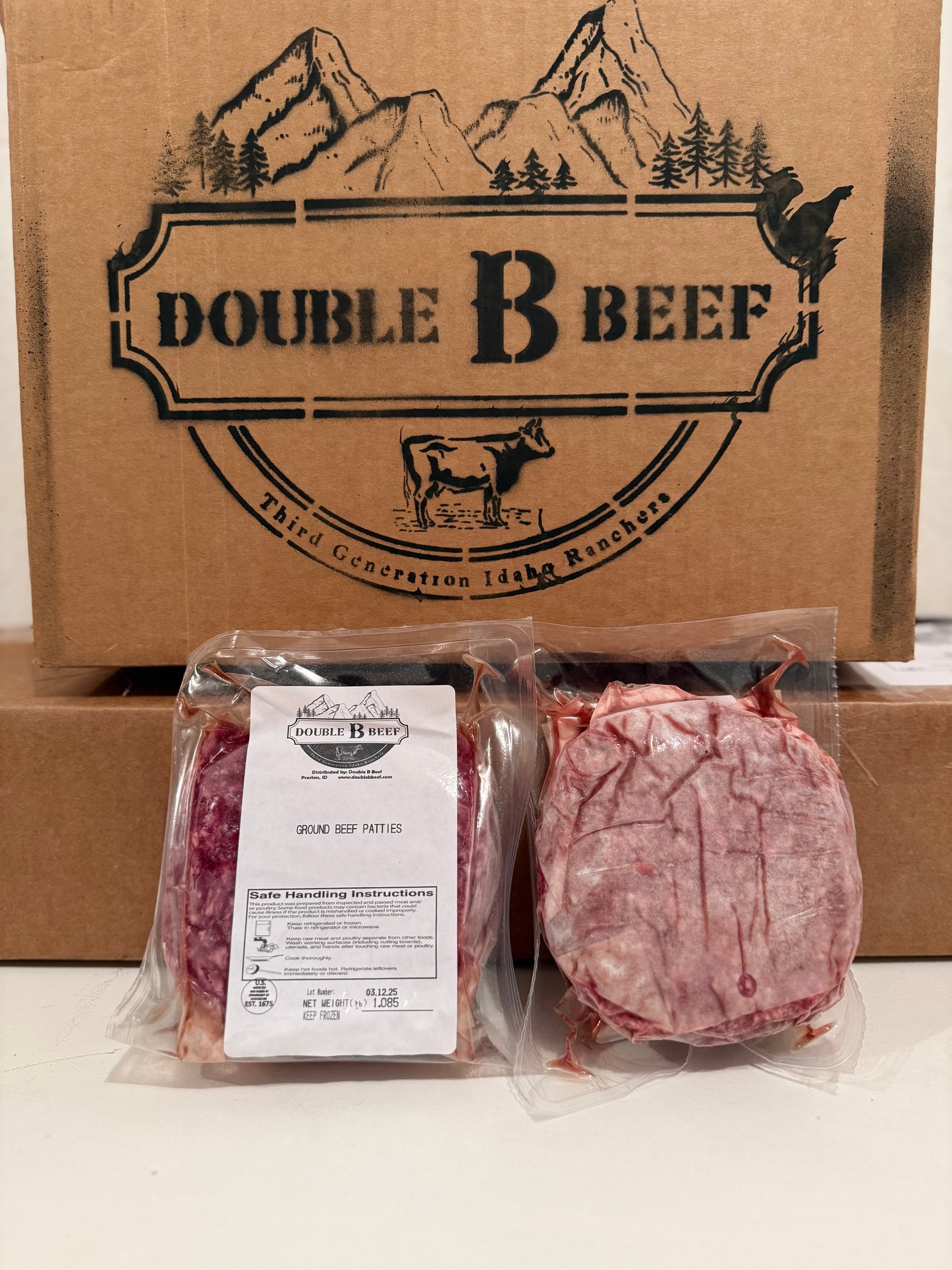 Double B Beef Mini Gameday Bundle - Premium Pasture-Raised Beef with Ground Beef Patties, Sirloin Steaks, and Ribeyes, Vacuum-Sealed for Freshness, Approx. 8-10 lbs